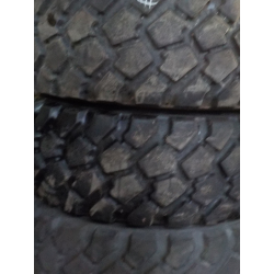 365-80 R 20 Michelin XZL...